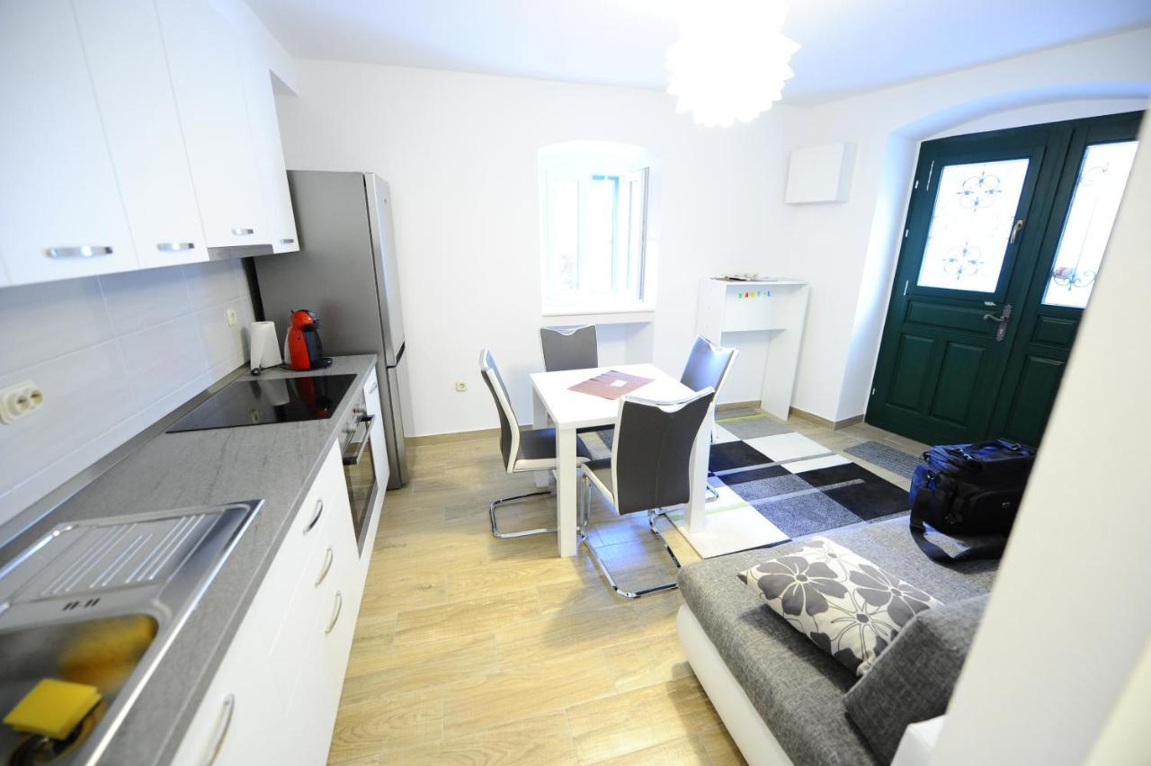 The Star Apartment Σπλιτ Εξωτερικό φωτογραφία